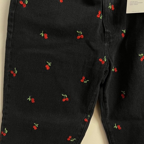 Forever 21 Cherry Embroidered High-Rise Jeans - Picture 4 of 4